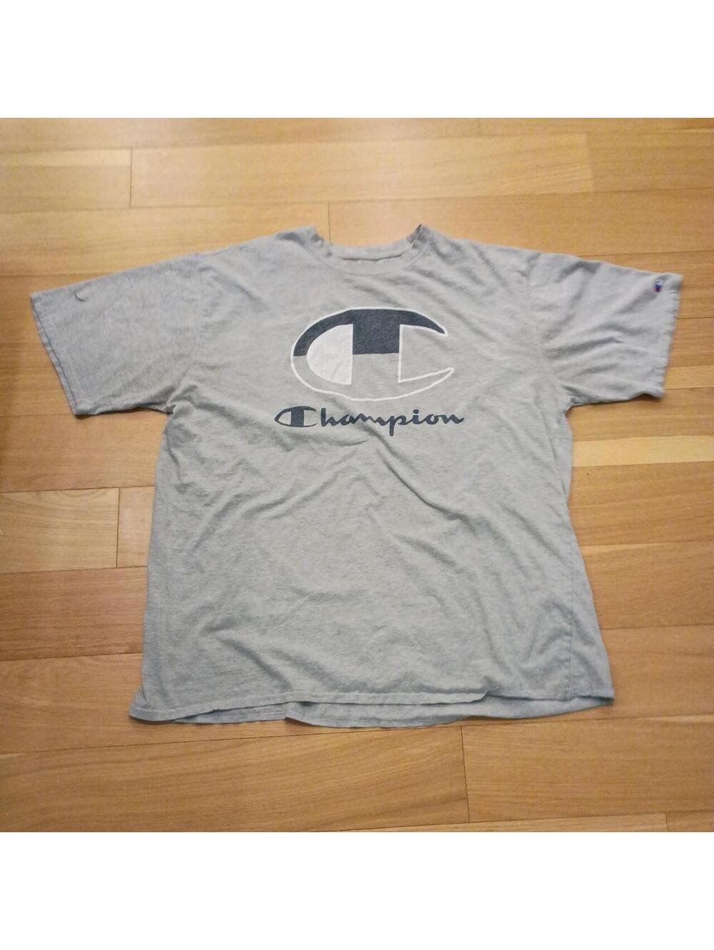 Champion Men's Grey Tshirt